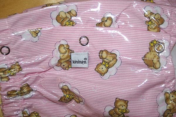 culotte d'incontinence en vinyle fantaisie